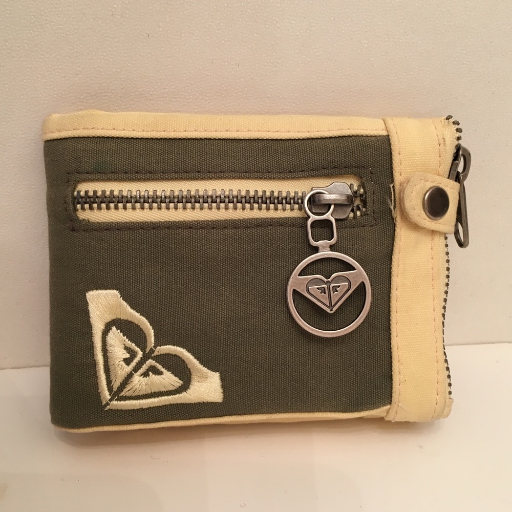 Canvas Roxy Wallet